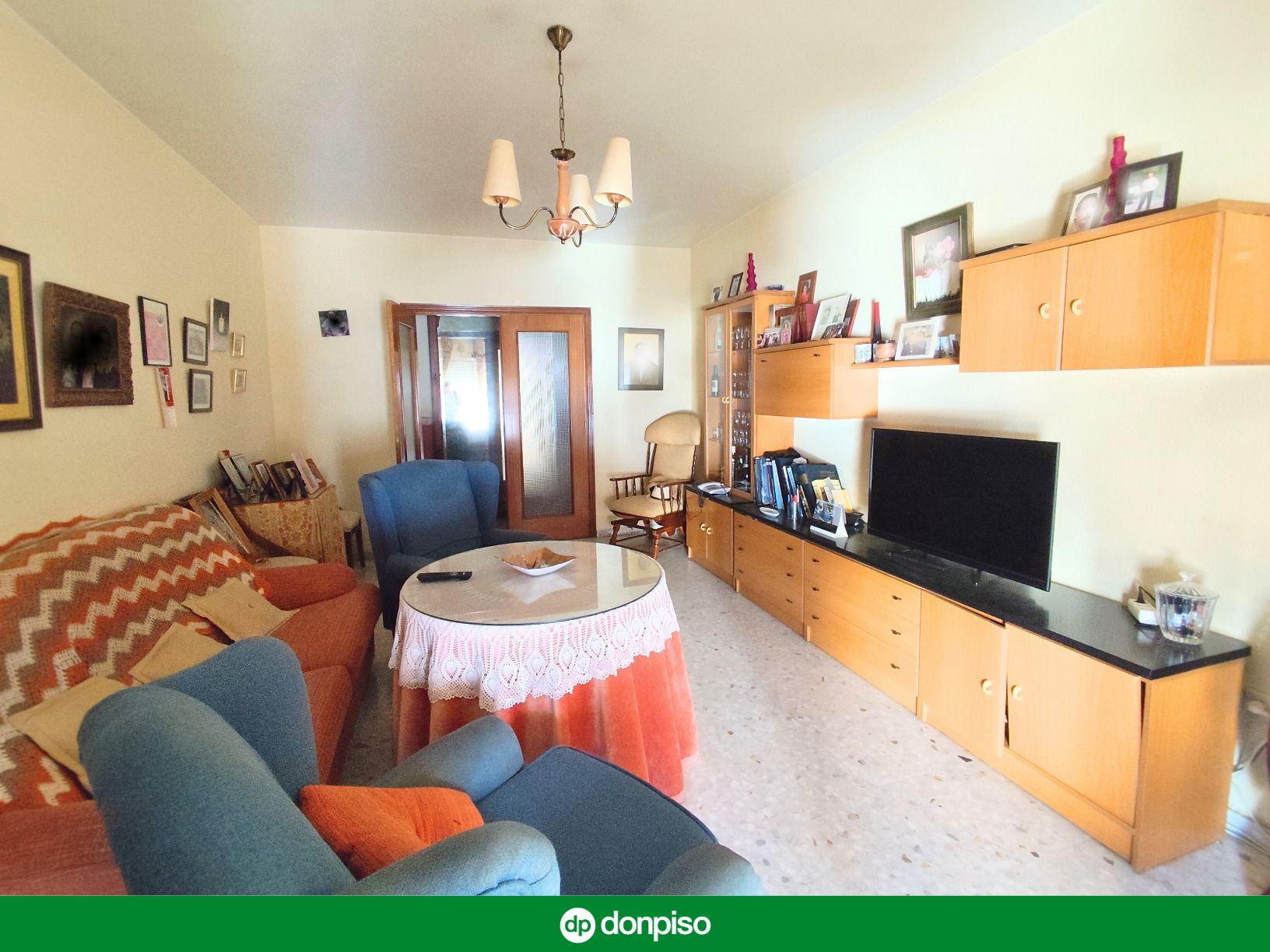 Living room of Apartment for sale in Hinojosa del Valle