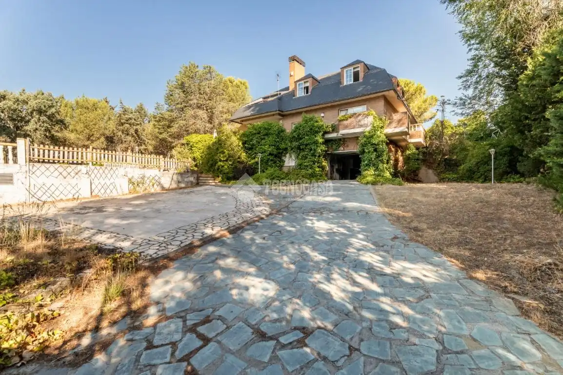 Garten von Haus oder Chalet zum Verkauf in Torrelodones mit Heizung, Privatgarten und Terrasse