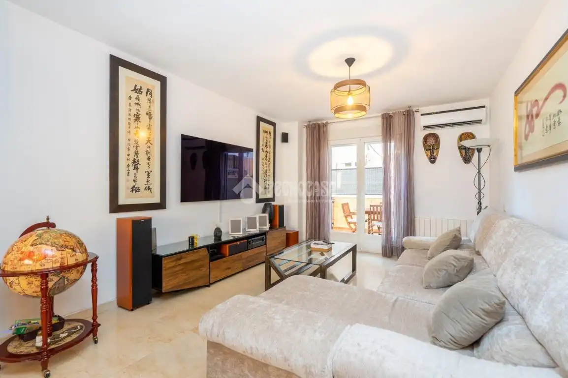 Sala de estar de Casa adosada en venta en Colmenar Viejo con Calefacción, Terraza y Trastero