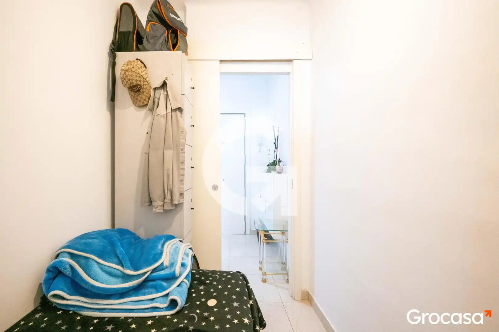 Habitación de Piso en venta en Mataró con Horno, Lavadora y TV
