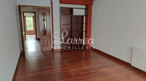 Foto 2 de Pis en venda a Arragoeta Kalea, Areatza, Bizkaia