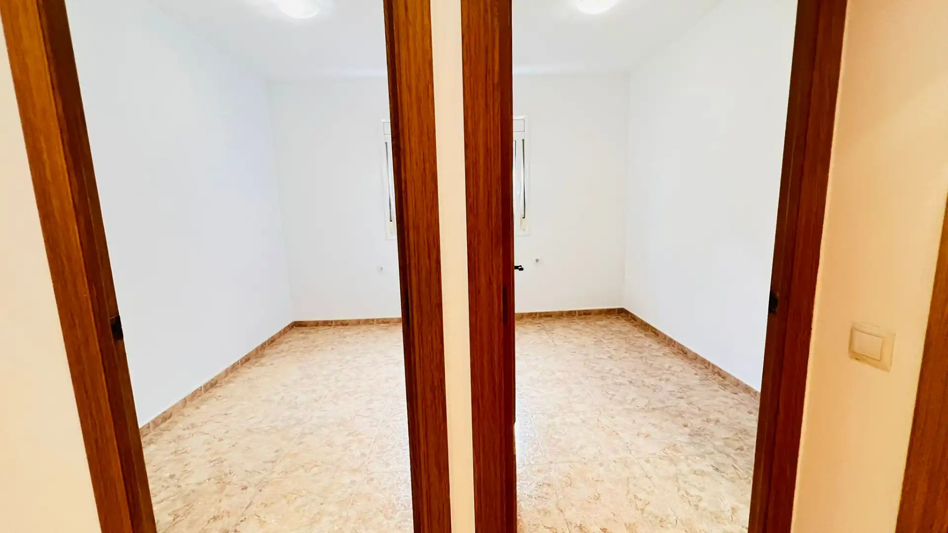Schlafzimmer von Wohnung zum Verkauf in Badalona