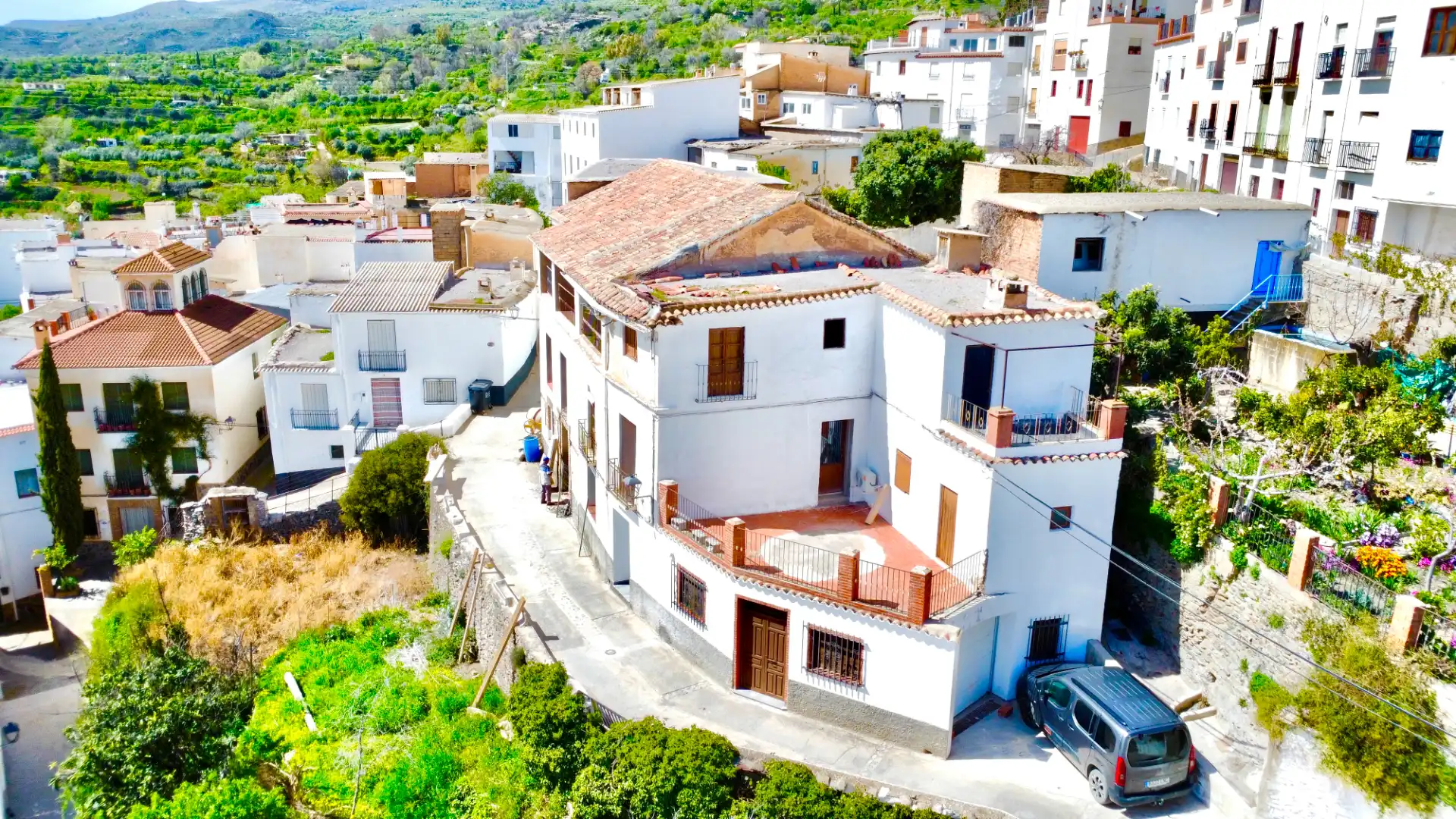 Vista exterior de Casa o xalet en venda en Válor amb Aire condicionat, Calefacció i Terrassa