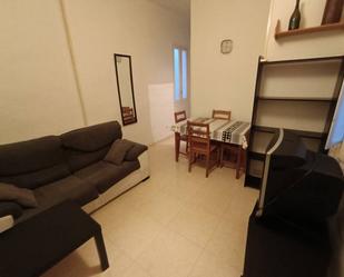 Living room of Flat to rent in  Madrid Capital  with Air Conditioner, Heating and Furnished