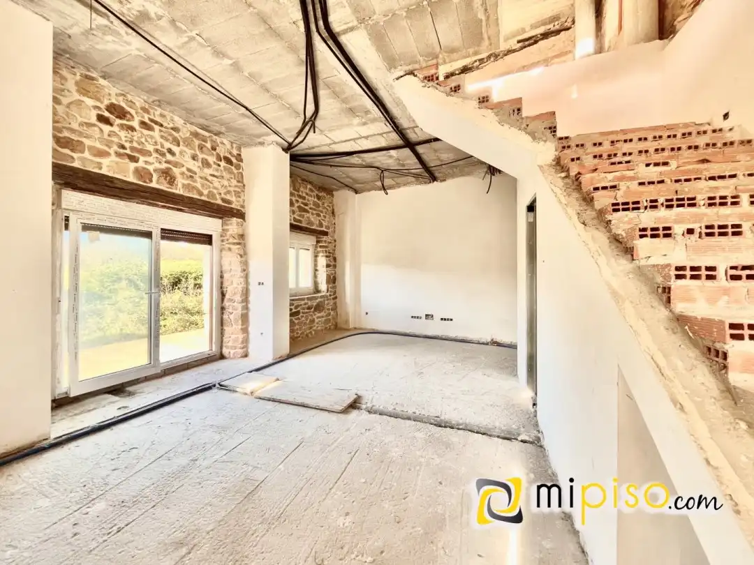 Casa o chalet en venta en Laredo con Calefacción, Jardín privado y Terraza