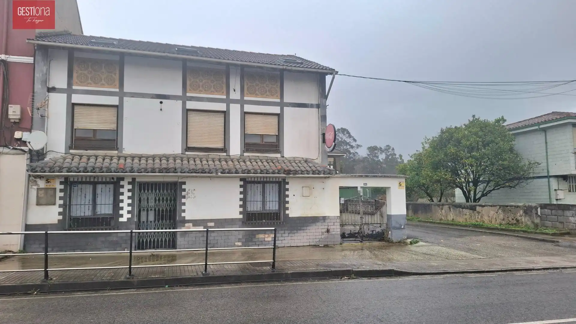 Vista exterior de Casa o chalet en venta en El Astillero   con Terraza