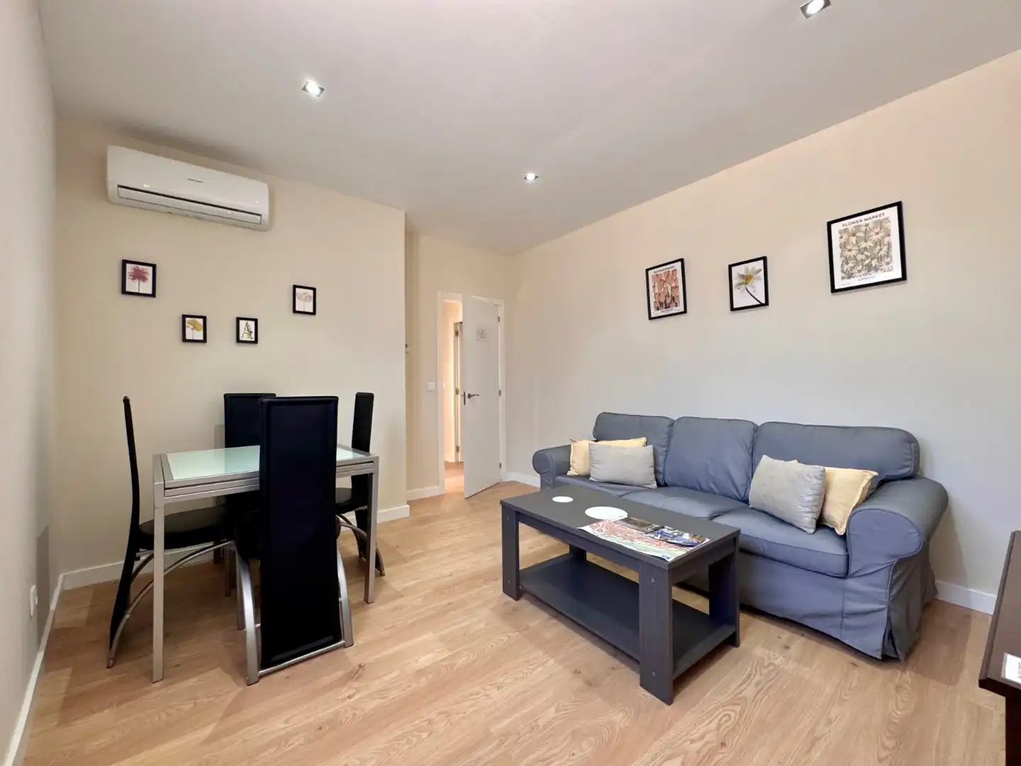 Sala de estar de Apartamento en venta en Cáceres con Aire acondicionado, Calefacción y Amueblado