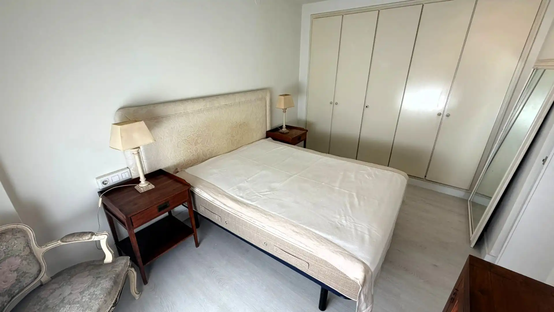 Dormitori de Dúplex de lloguer en Valencia amb Aire condicionat, Calefacció i Parquet