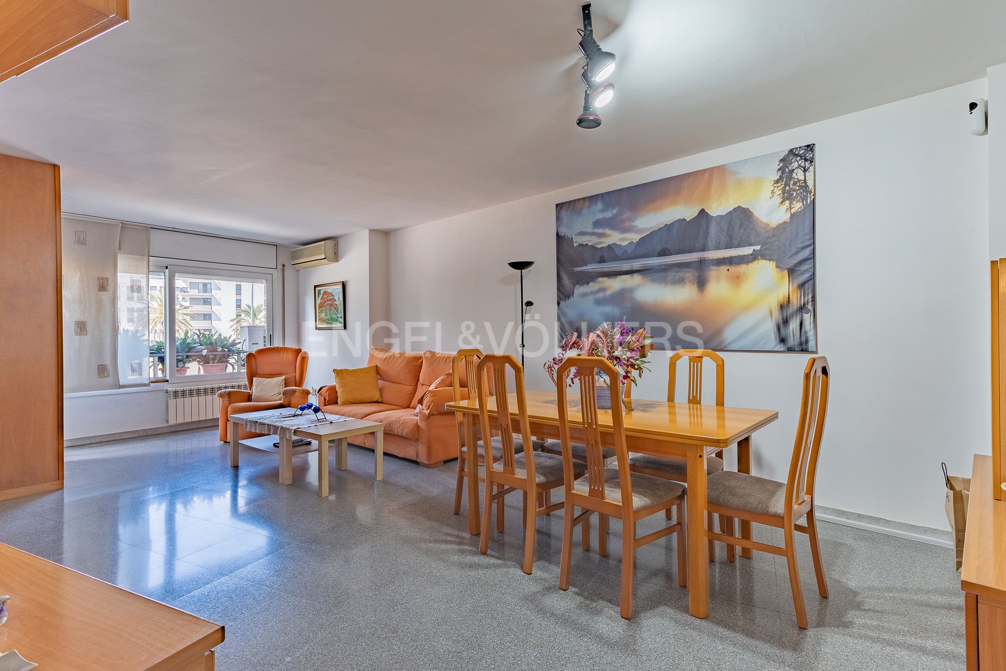 Vista exterior de Apartament en venda en Terrassa amb Aire condicionat, Calefacció i Balcó