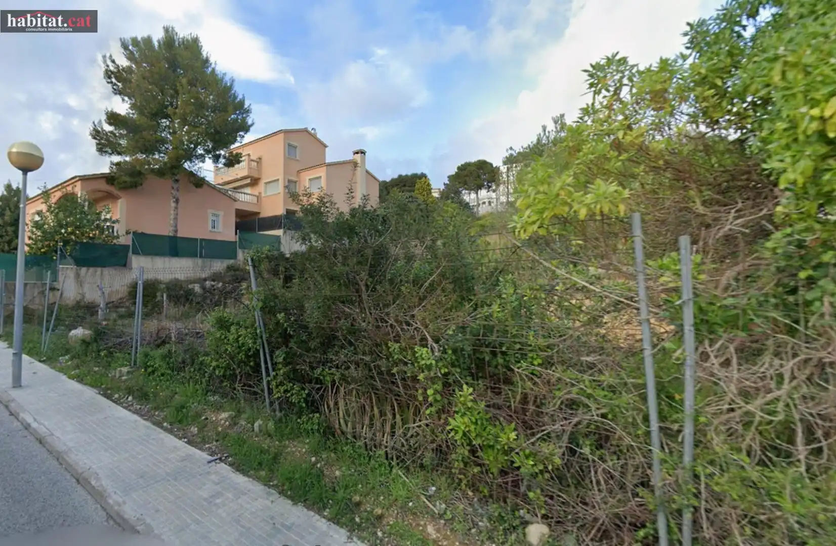 Terreny residencial en venda a Carrer dels Llimoners