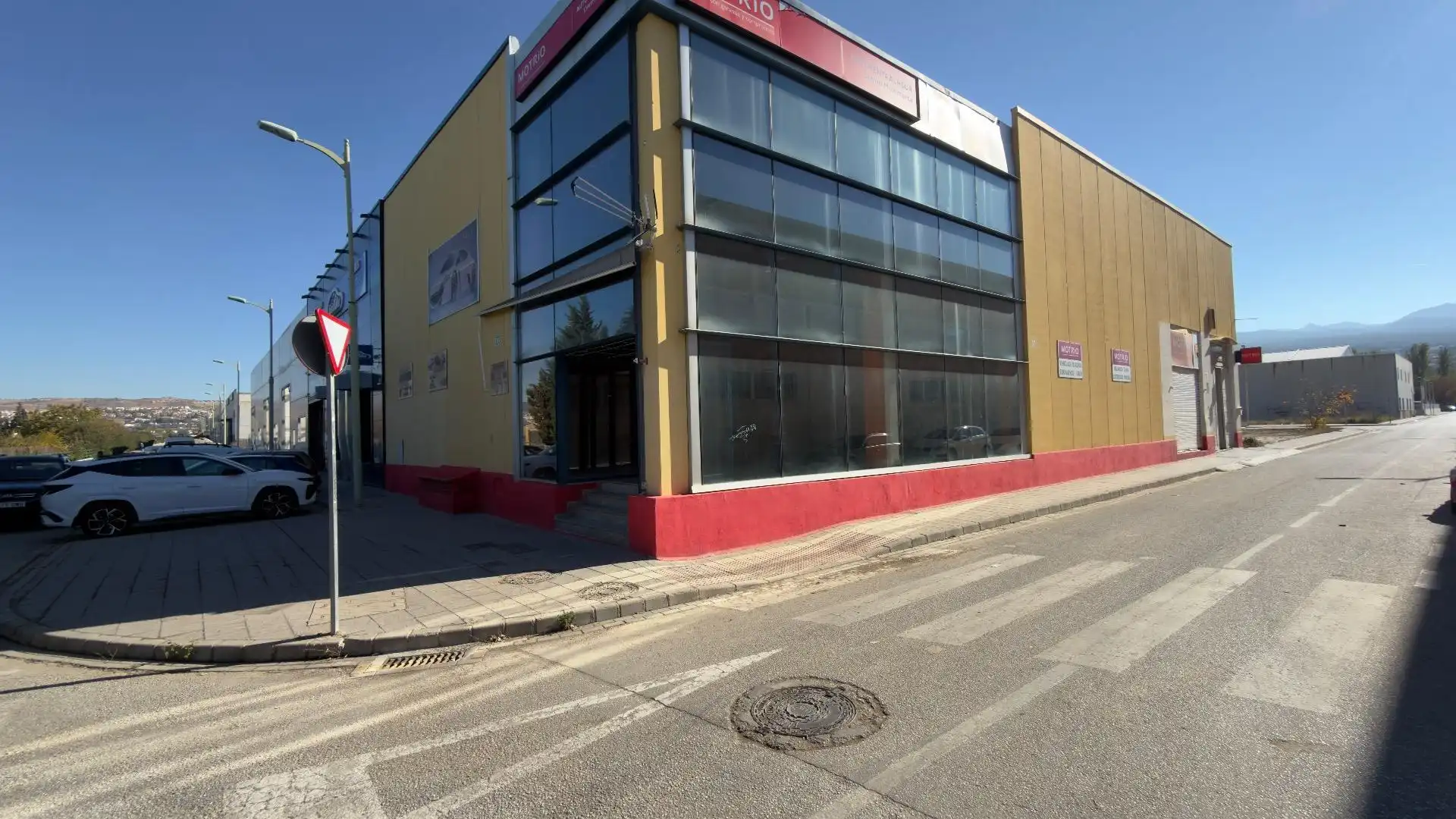 Nave industrial en venta en La Zubia Ciudad