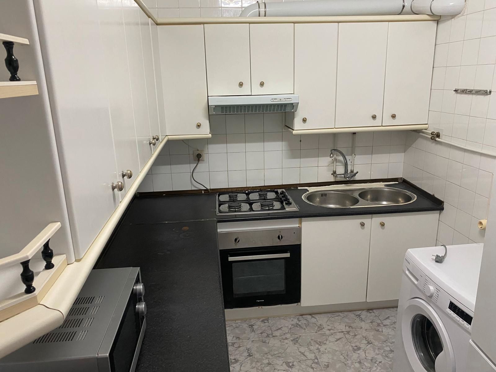 Cuina de Pis en venda en Ciudad Real Capital amb Aire condicionat, Calefacció i Terrassa