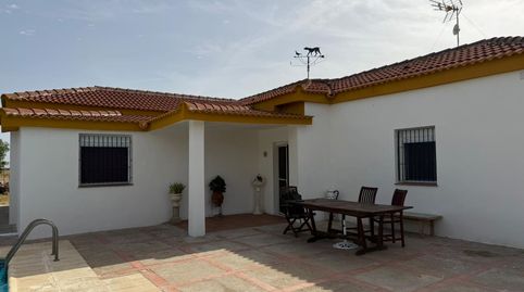 Foto 4 de Casa o xalet en venda a 5 Urbanización Los Jinetes 1 Fase, Carmona, Sevilla