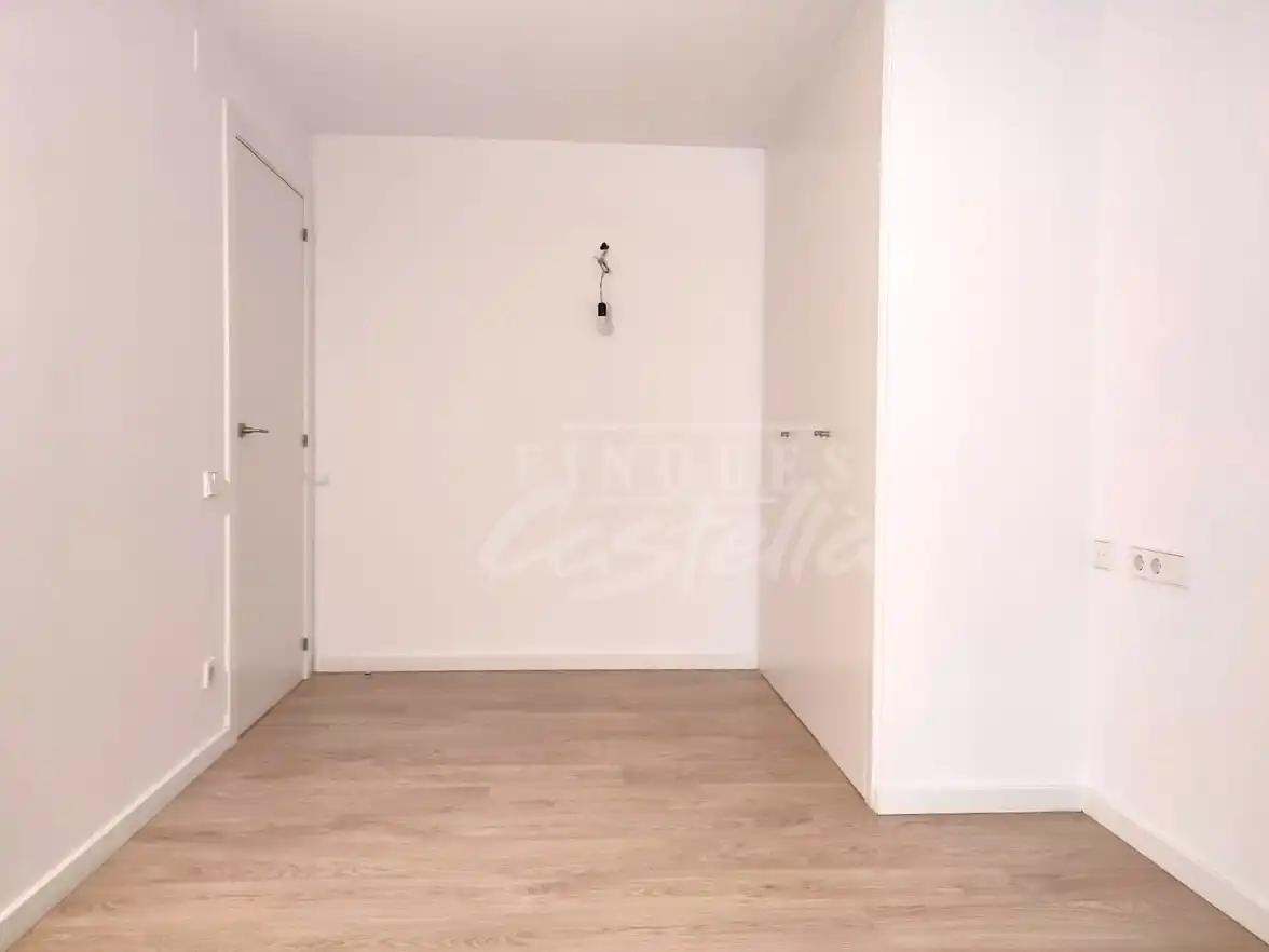 Bedroom of Flat for sale in Mataró  with Air Conditioner, Heating and Terrace