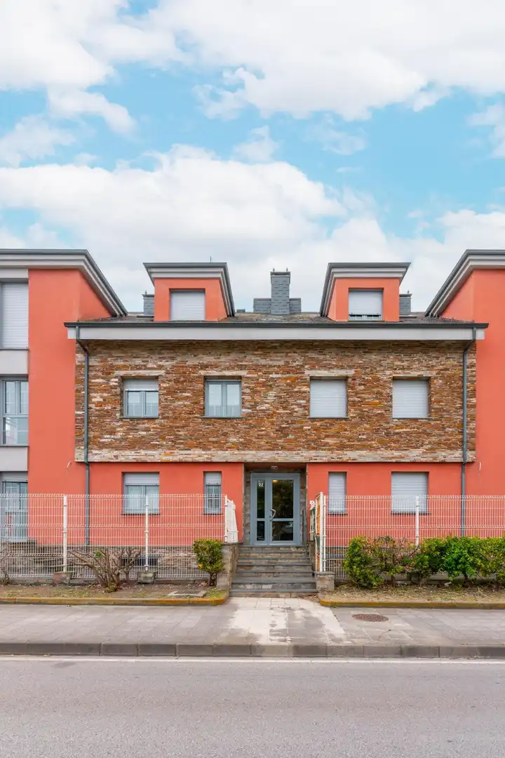 Vista exterior de Piso en venta en Tapia de Casariego con Calefacción y Amueblado