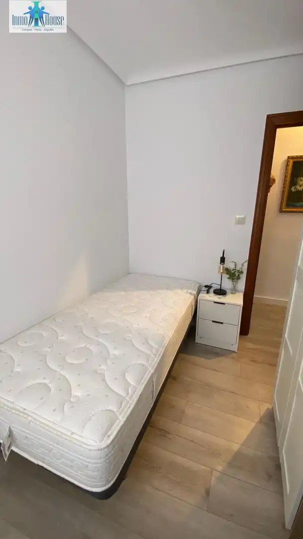 Habitación de Piso de alquiler en Albacete con Aire acondicionado, Calefacción y Terraza