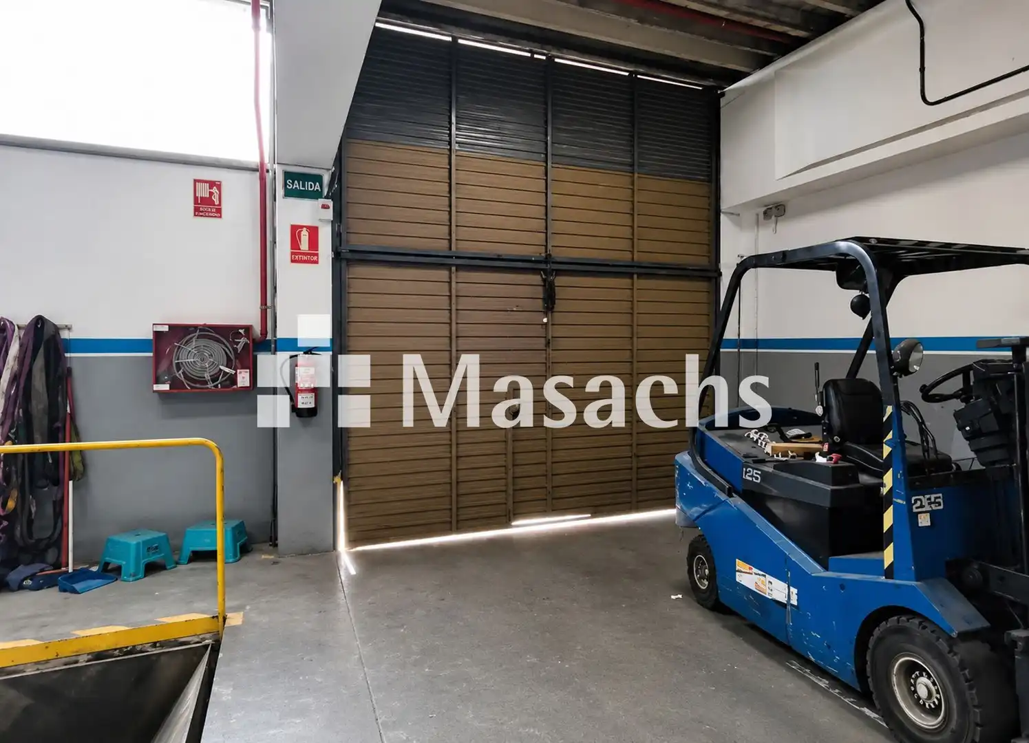 Nau industrial de lloguer en Terrassa
