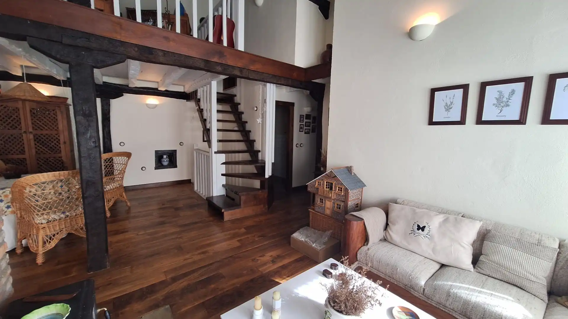 Sala de estar de Casa o chalet en venta en Camaleño con Calefacción, Trastero y Balcón