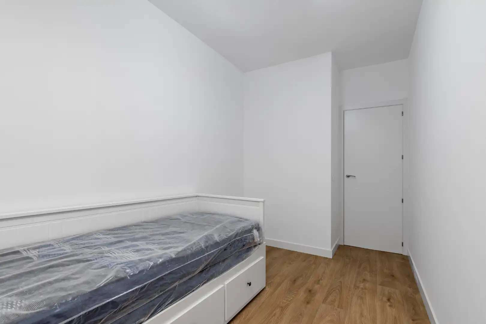 Flat for sale in Madrid  with Air Conditioner, Heating and Terrace