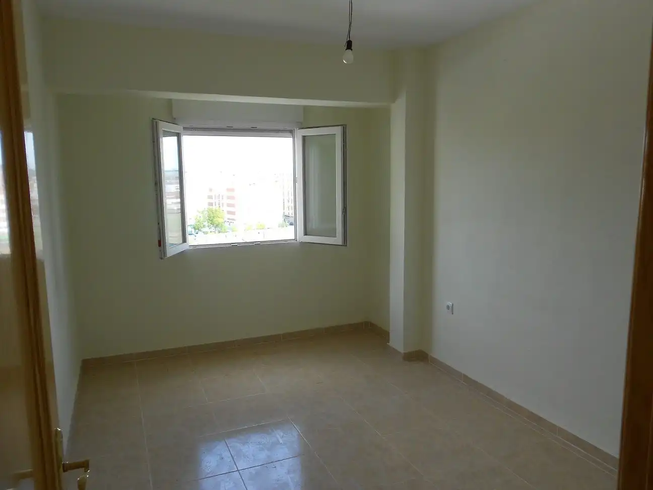 Wohnung zum Verkauf in Pintor Laborde 4, imagen 3