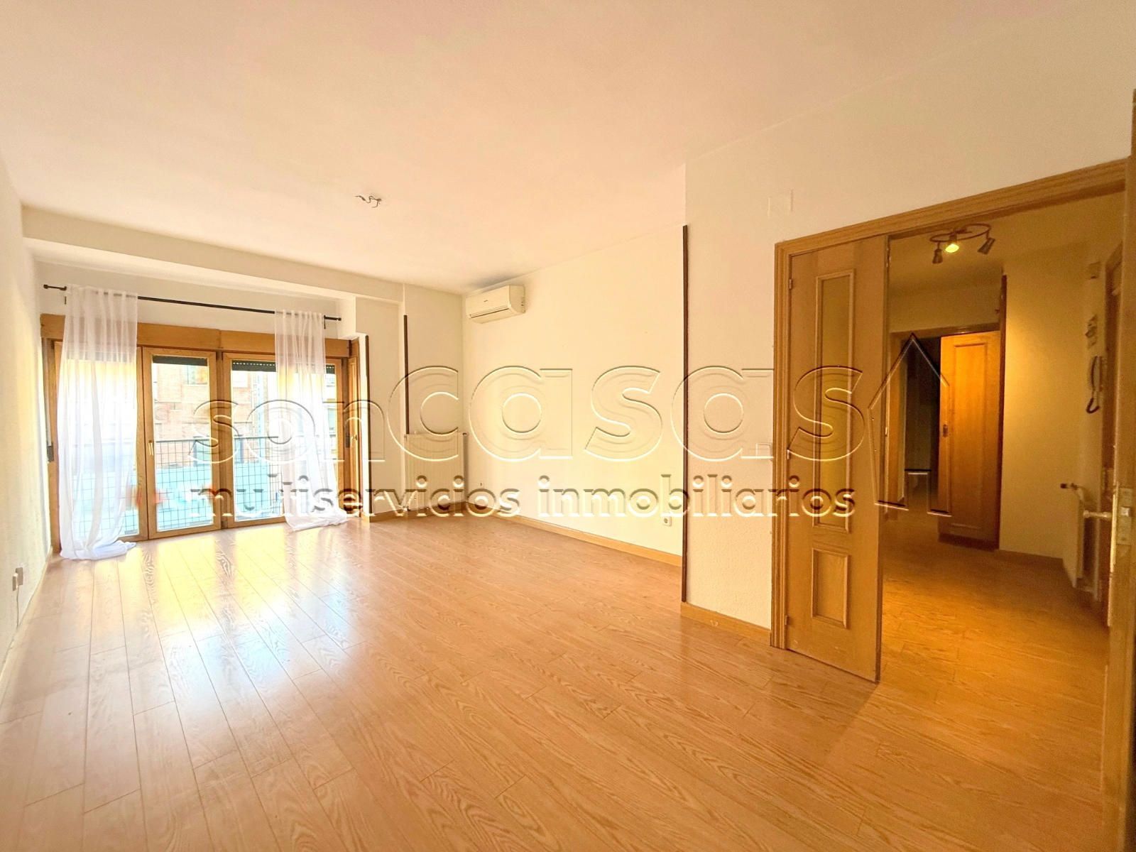 Flat to rent in  Madrid Capital  with Air Conditioner, Heating and Swimming Pool