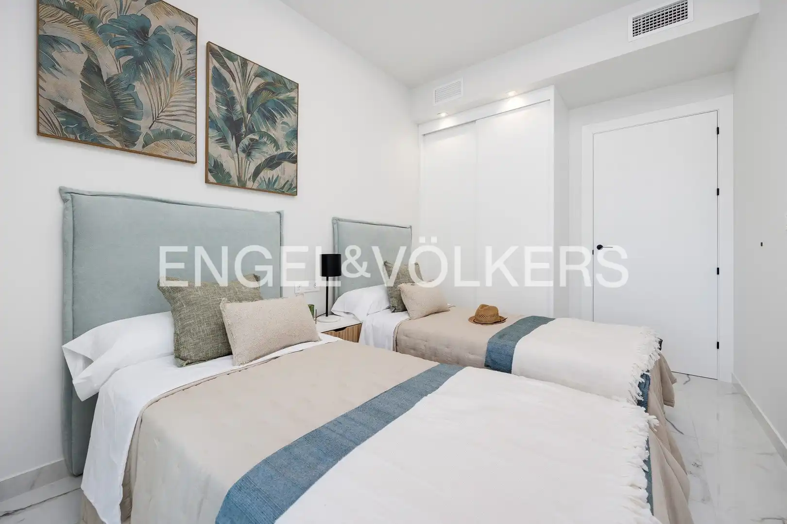Bedroom of Flat for sale in Pilar de la Horadada  with Air Conditioner, Heating and Private garden