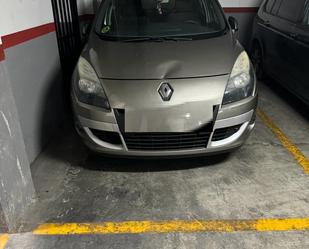 Garatge de lloguer a Plaça d'Hondures, Ciutat Jardí