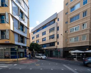 Vista exterior de Àtic en venda en Las Palmas de Gran Canaria amb Aire condicionat, Terrassa i Traster