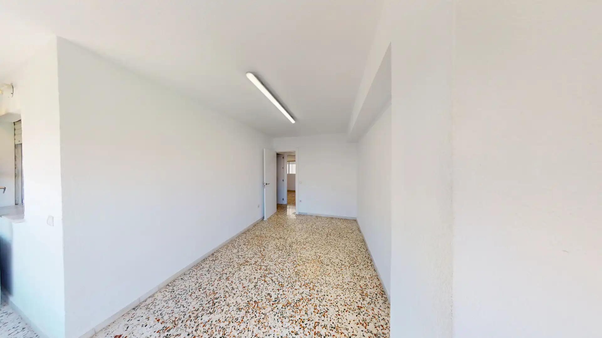 Piso en venta en Almería con Aire acondicionado, Calefacción y Terraza