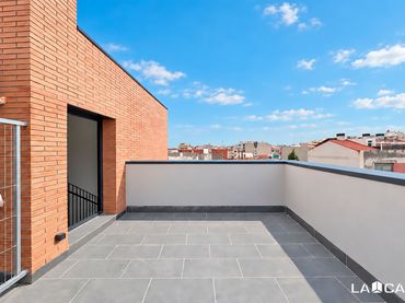 Rez-de-chaussée avec piscine à vendre à Carrer de Barcelona