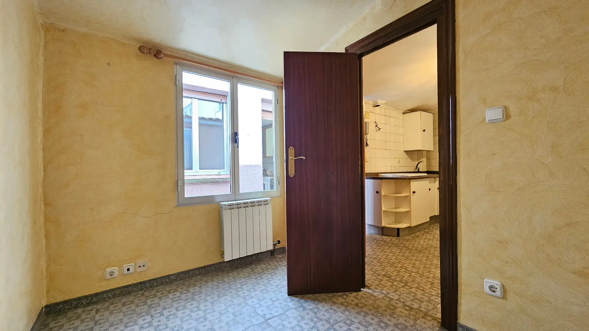 Habitación de Piso en venta en Vitoria - Gasteiz con Calefacción, Parquet y Trastero