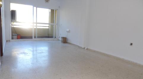 Foto 3 de Piso en venta en Bajadilla - Fuente Nueva, Cádiz