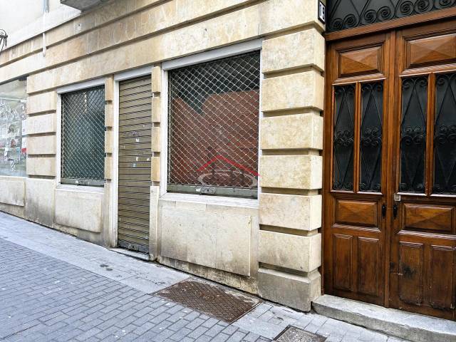 Local comercial en Alquiler en CONDE REBOLLEDO en Casco Antiguo