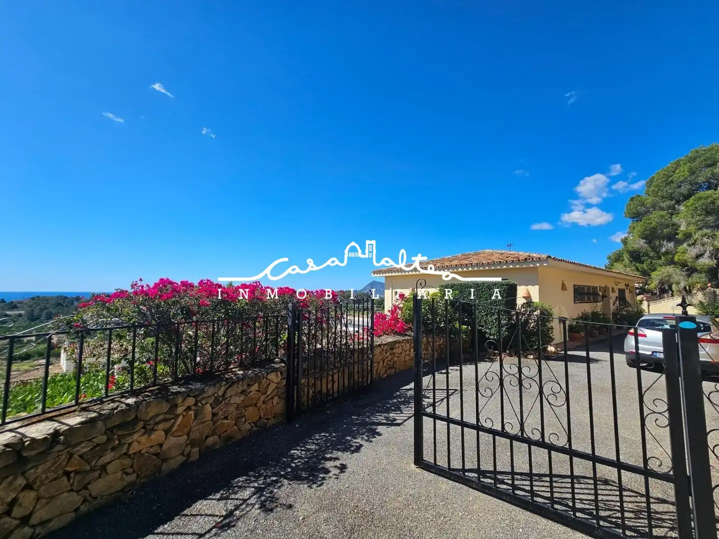 Vista exterior de Casa o chalet en venta en Altea con Aire acondicionado, Jardín privado y Terraza