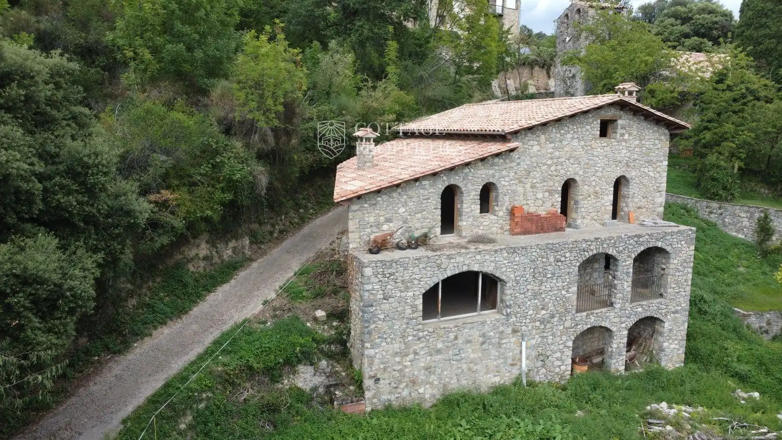 Vista exterior de Finca rústica en venda en Montagut i Oix
