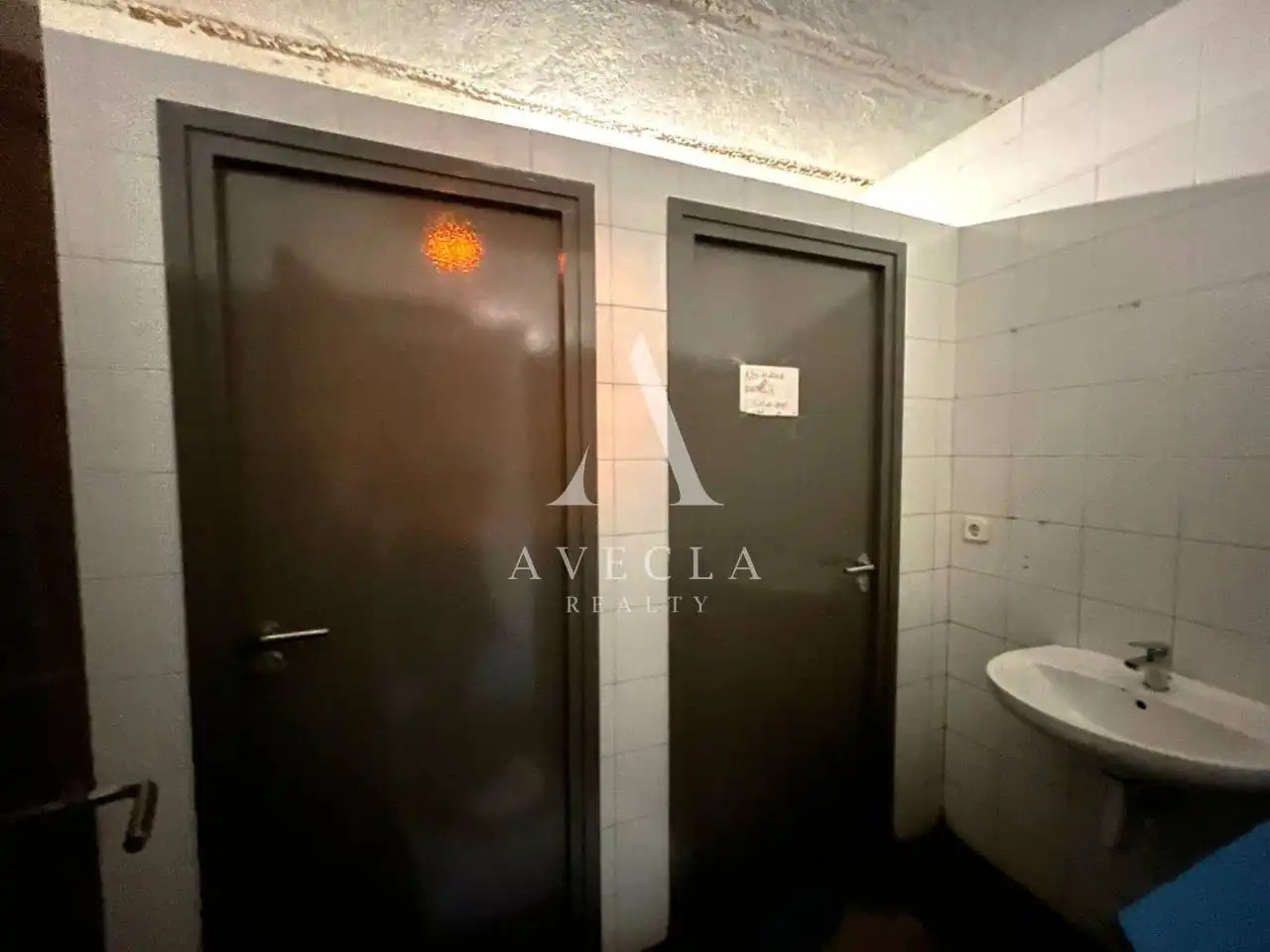 Nave industrial de alquiler en Calle Can Barneda, 30, Zona Industrial