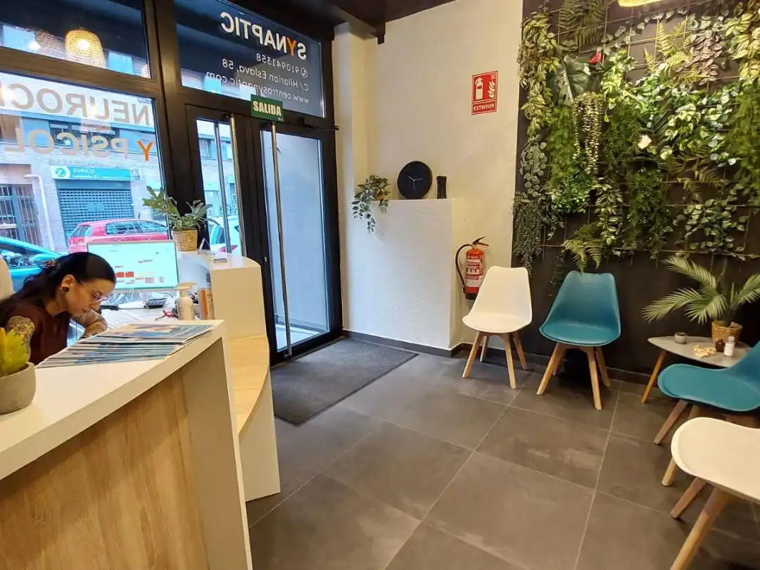 Commercial properties for rent in Madrid  with Air Conditioner, Heating and Parquet flooring