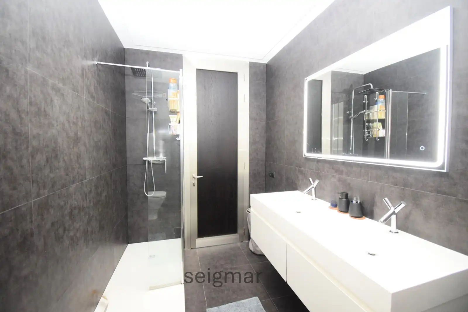 Houses for sale in Pueblo Acantilado - Lanuza