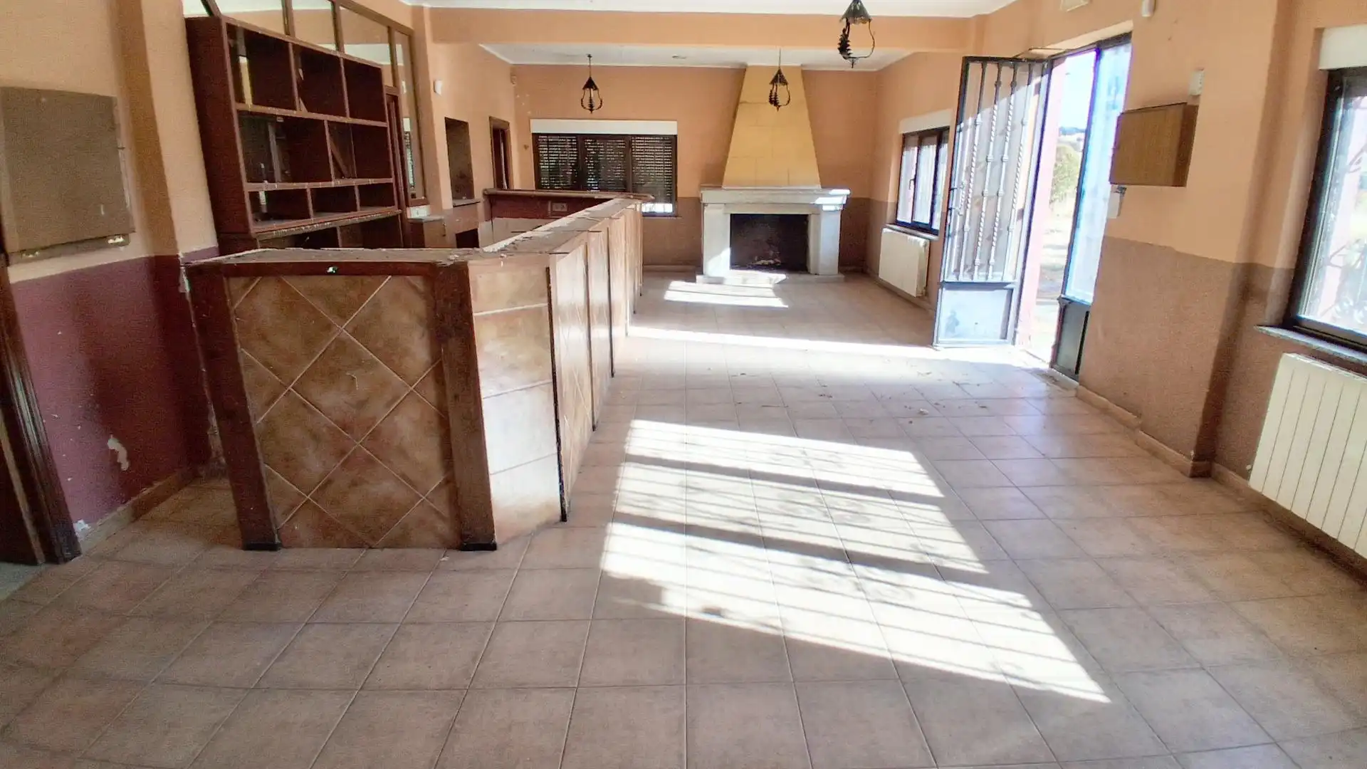 Commercial properties for sale in Vecinos