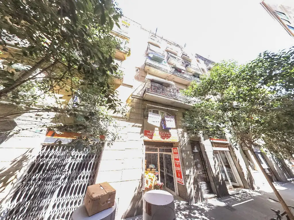 Vista exterior de Pis en venda en Barcelona