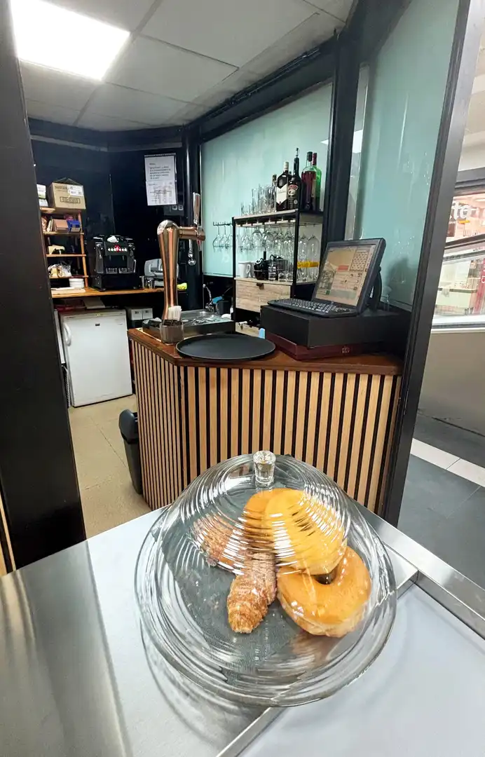 Gewerbefläche zur Übernahme in Carrer Hostal del Pi, imagen 6