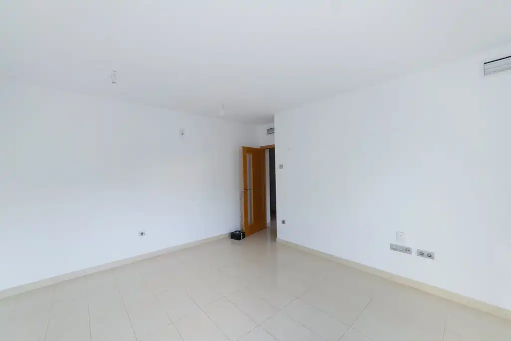 Wohnung mit Aufzug zum Verkauf in C/ Doctora Damiana Zaragoza, imagen 3