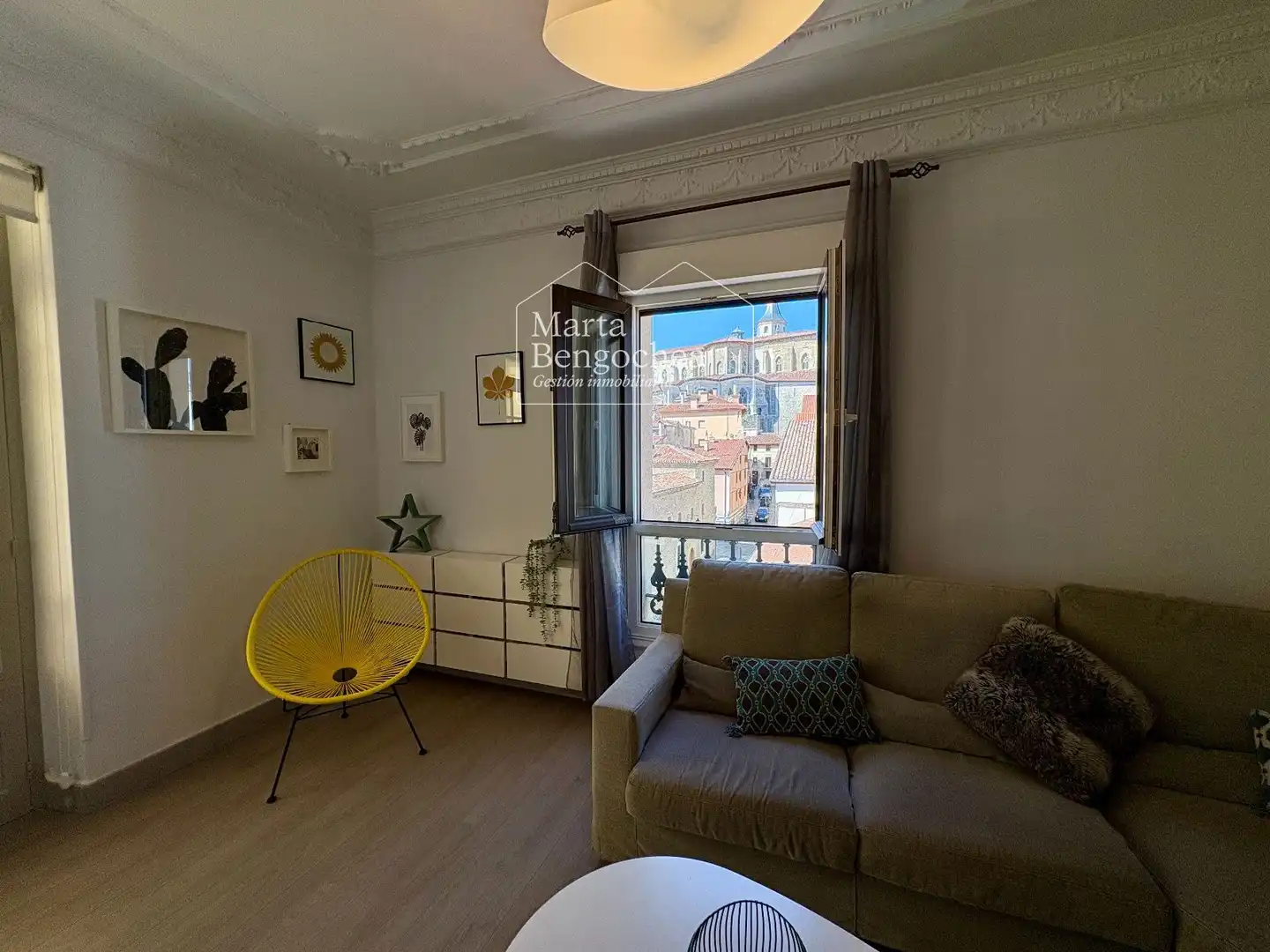 Living room of Attic for sale in Vitoria - Gasteiz  with Heating and Furnished
