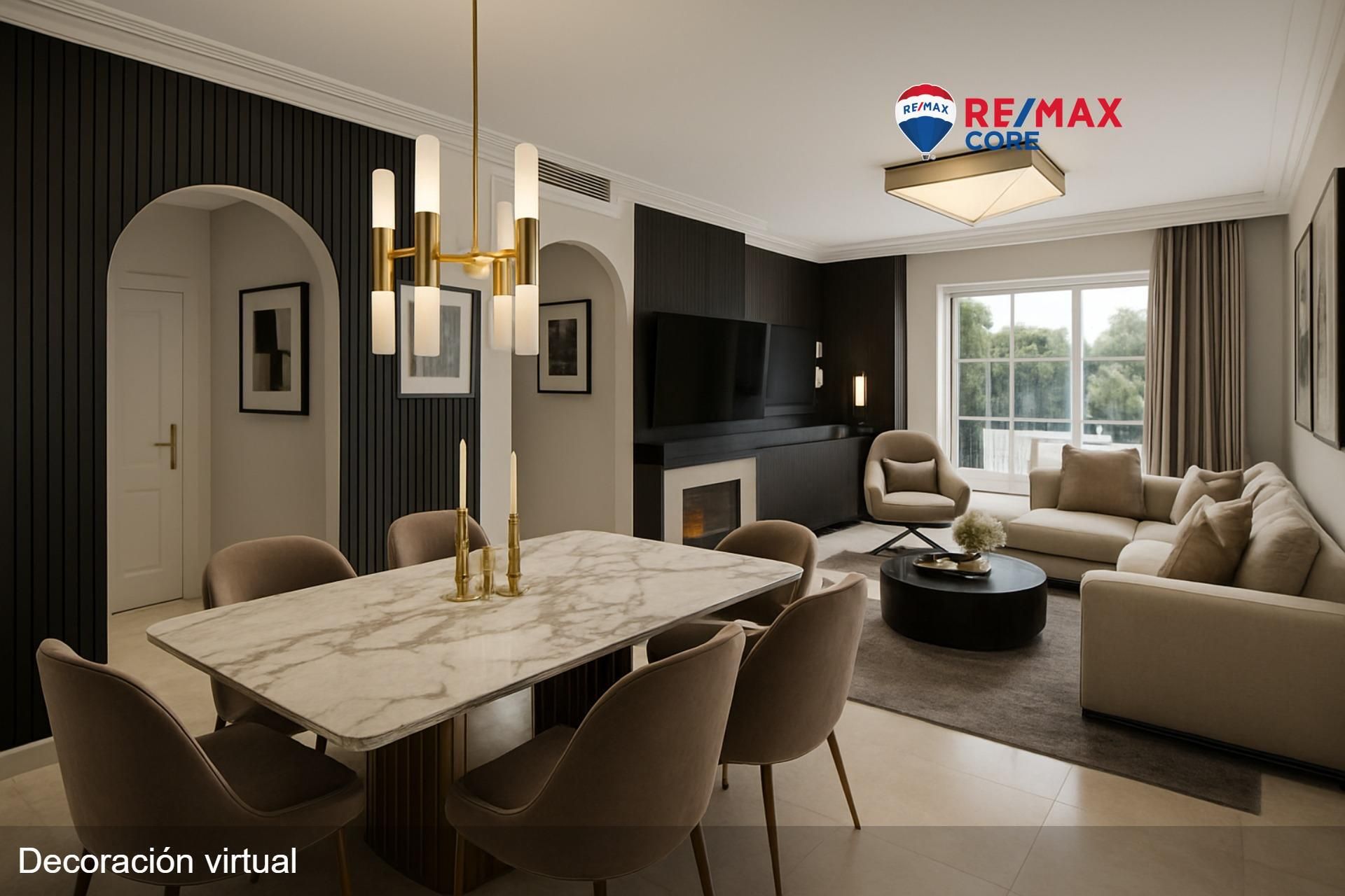 Sala d'estar de Pis en venda en Marbella amb Aire condicionat, Jardí privat i Terrassa