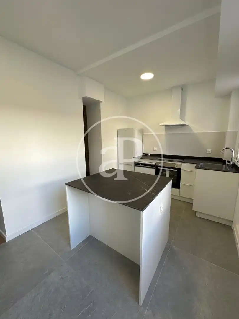 Küche von Wohnung zur Miete in Valencia mit Klimaanlage, Heizung und Terrasse