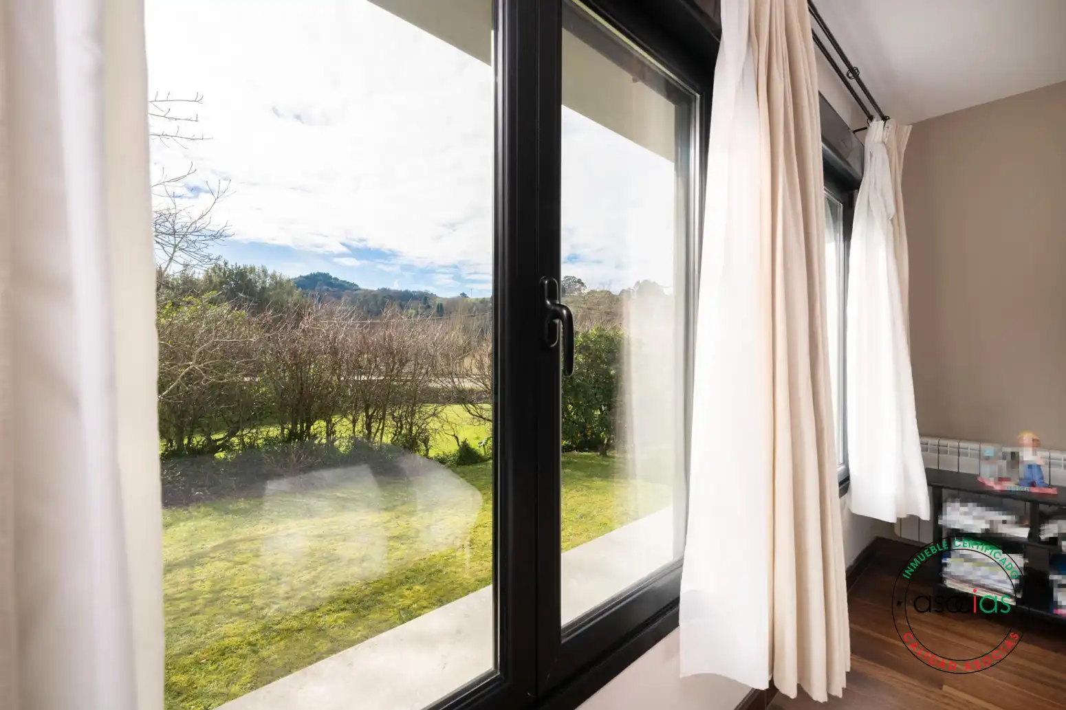 Houses for sale in Antigua carretera de Pinzales, Porceyo