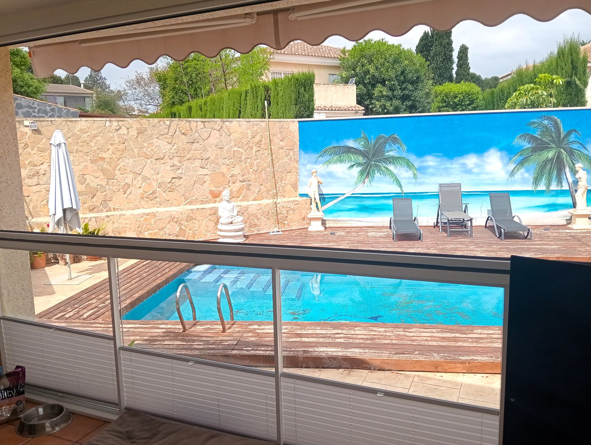 Piscina de Casa o xalet en venda en La Pobla de Vallbona amb Aire condicionat, Calefacció i Jardí privat
