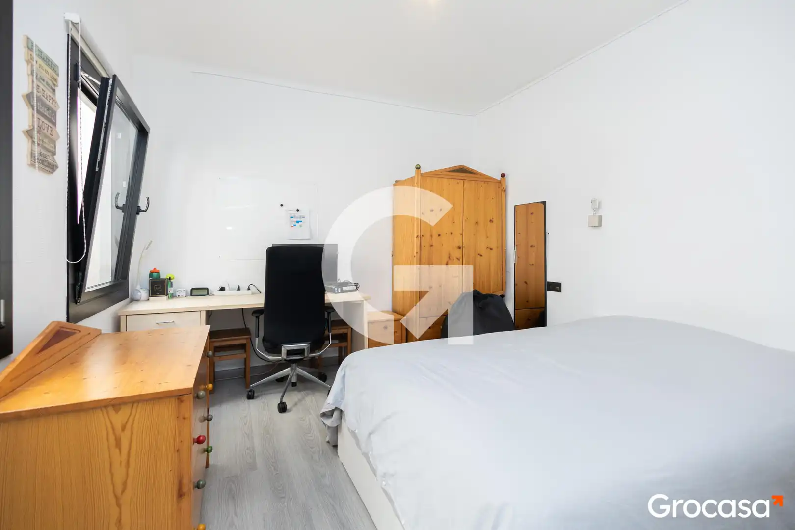Habitación de Piso en venta en Barcelona con Calefacción, Amueblado y Horno
