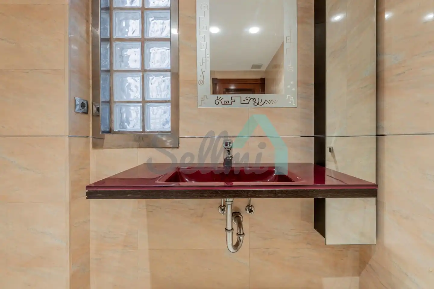 Badezimmer von Wohnung zur untervermieten in Oviedo  mit Heizung, Parkett und Möbliert