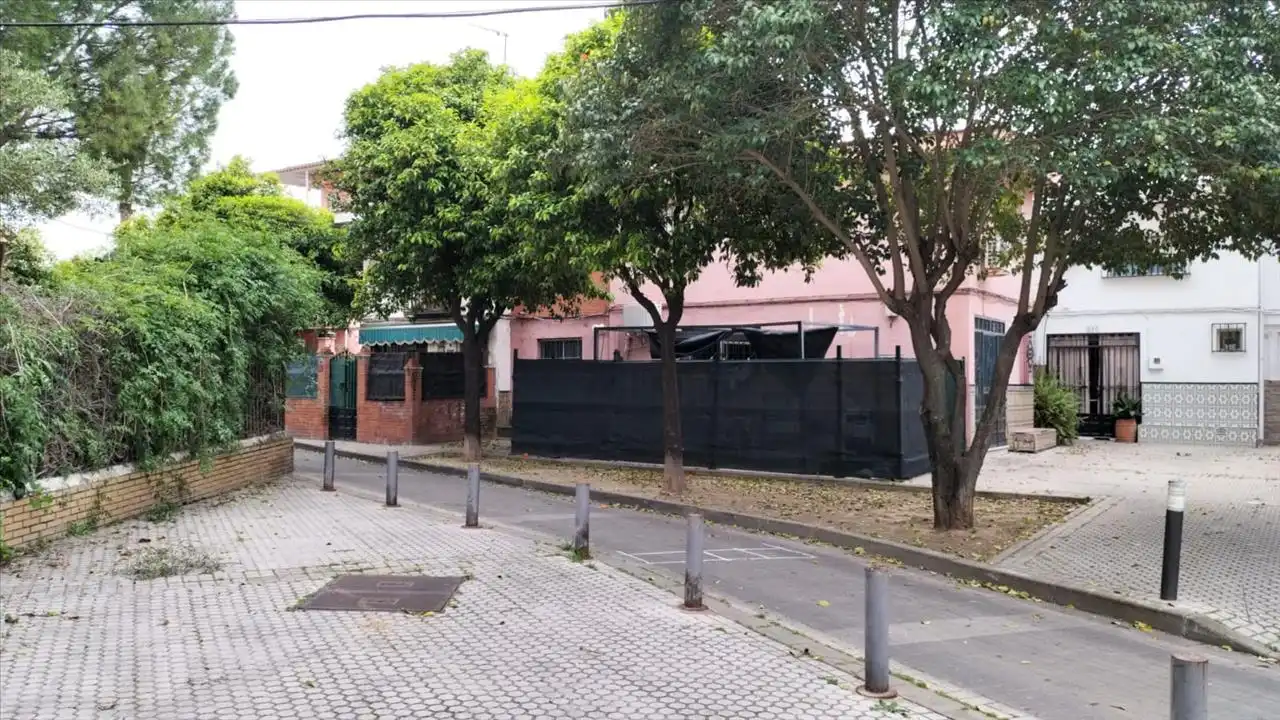 Vista exterior de Casa o chalet en venta en  Sevilla Capital
